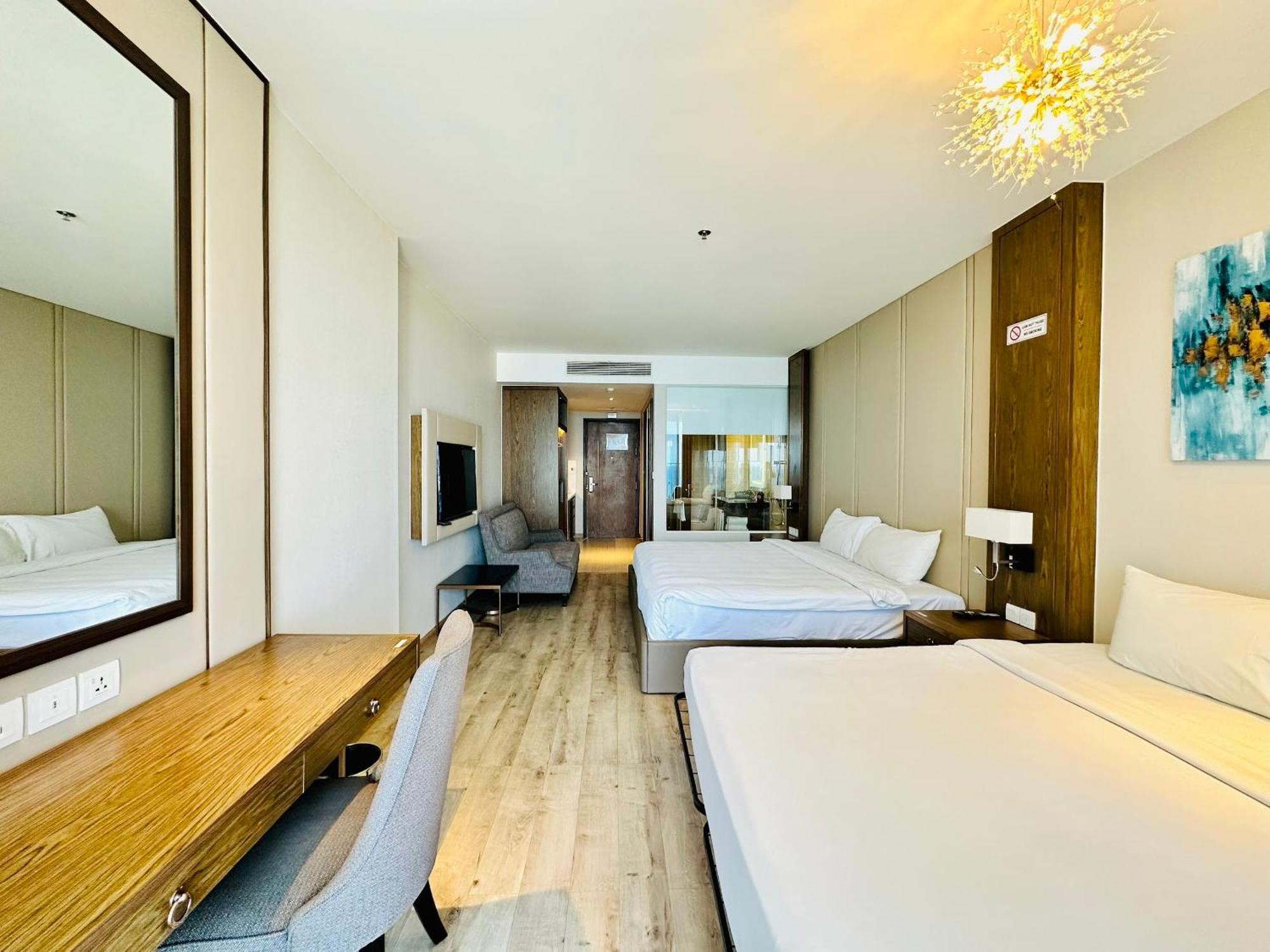 Jk.Boutique Oceanfront Panorama Residence Nha Trang Exterior photo